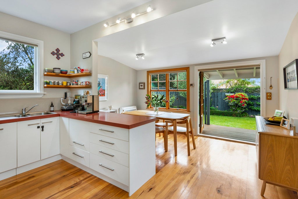 265 Eastern Terrace, Sydenham, Christchurch - Carousel 2