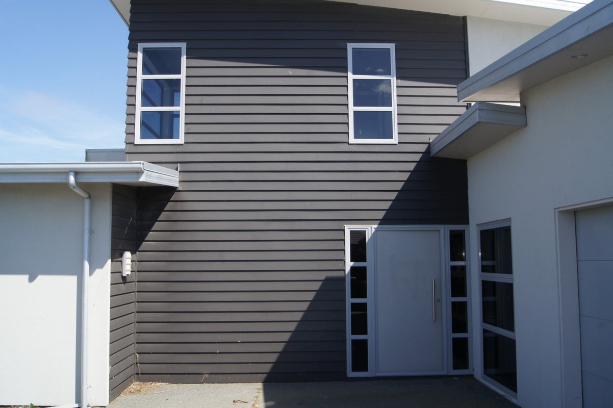 1A Corsican Grove, Parklands, Christchurch - Carousel 2