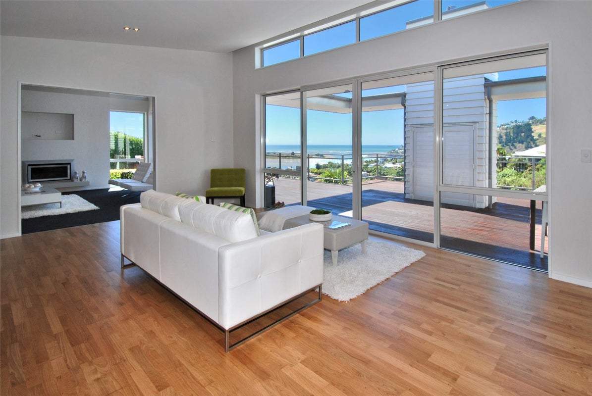 10 Challenger Lane, Redcliffs, Christchurch - Carousel 2