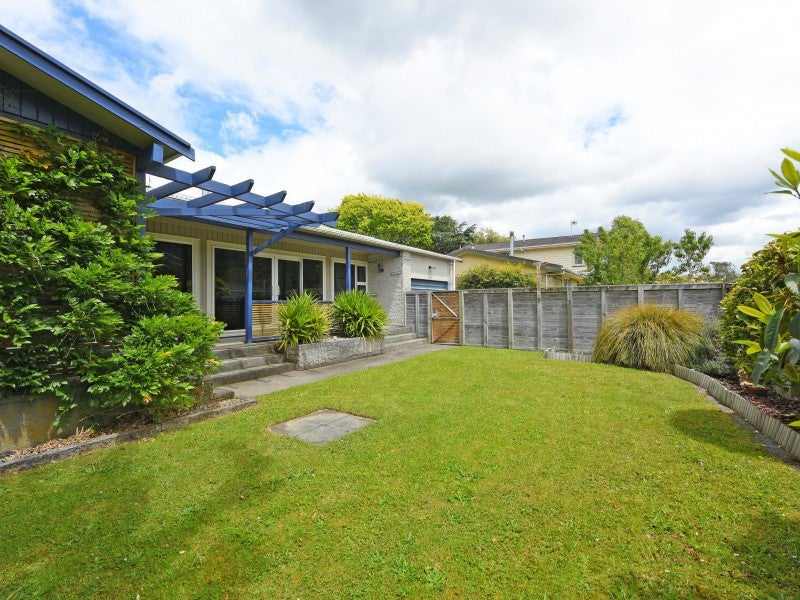 42 Holdsworth Avenue, Trentham, Upper Hutt - Carousel 2