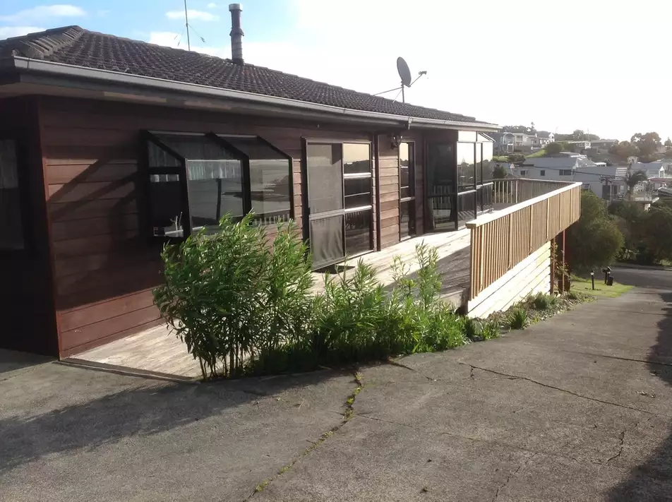 42 Carlton Crescent, Maraetai, Auckland - Carousel 2