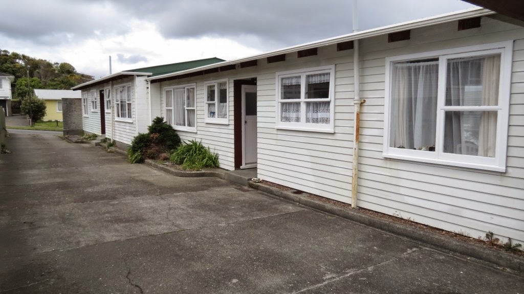 3 Wattle Grove, Maungaraki, Lower Hutt - Carousel 2