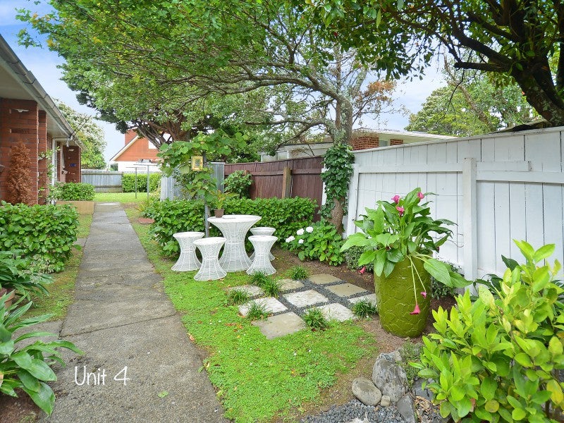 4/3 TAWAI ST, TRENTHAM, UPPER HUTT - Carousel 18