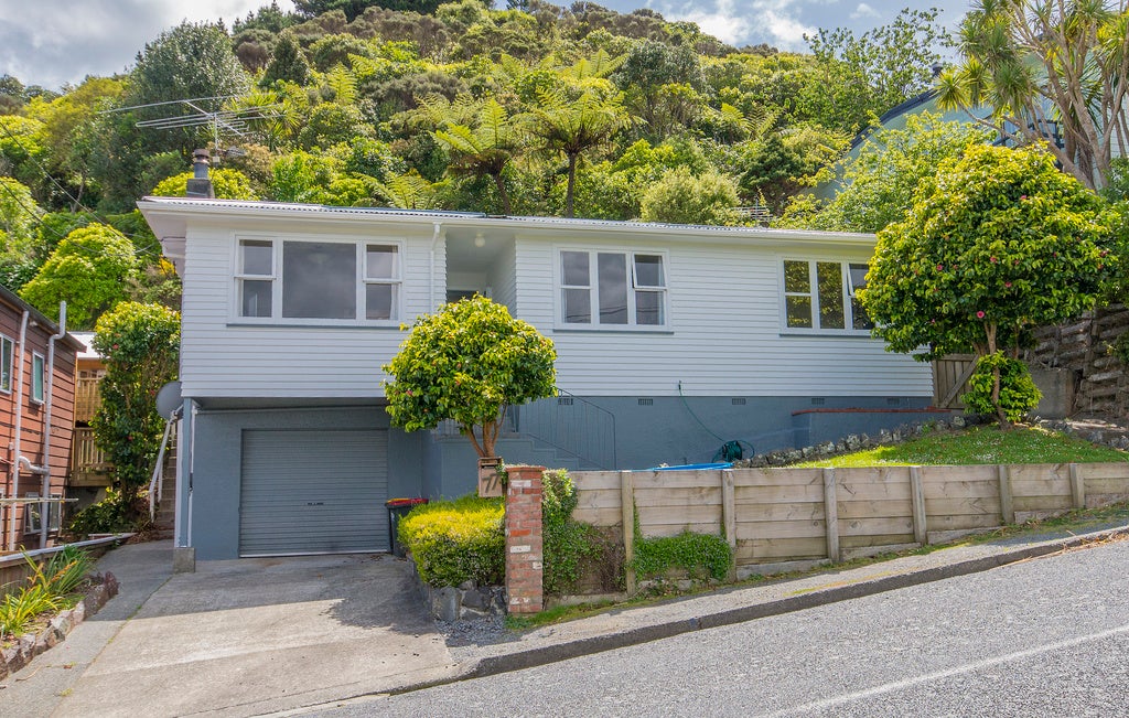 77 Fox Street, Ngaio, Wellington - Carousel 1