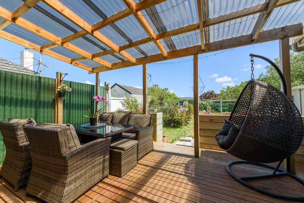 35 Riverside DR, WAIWHETU, LOWER HUTT - Carousel 1