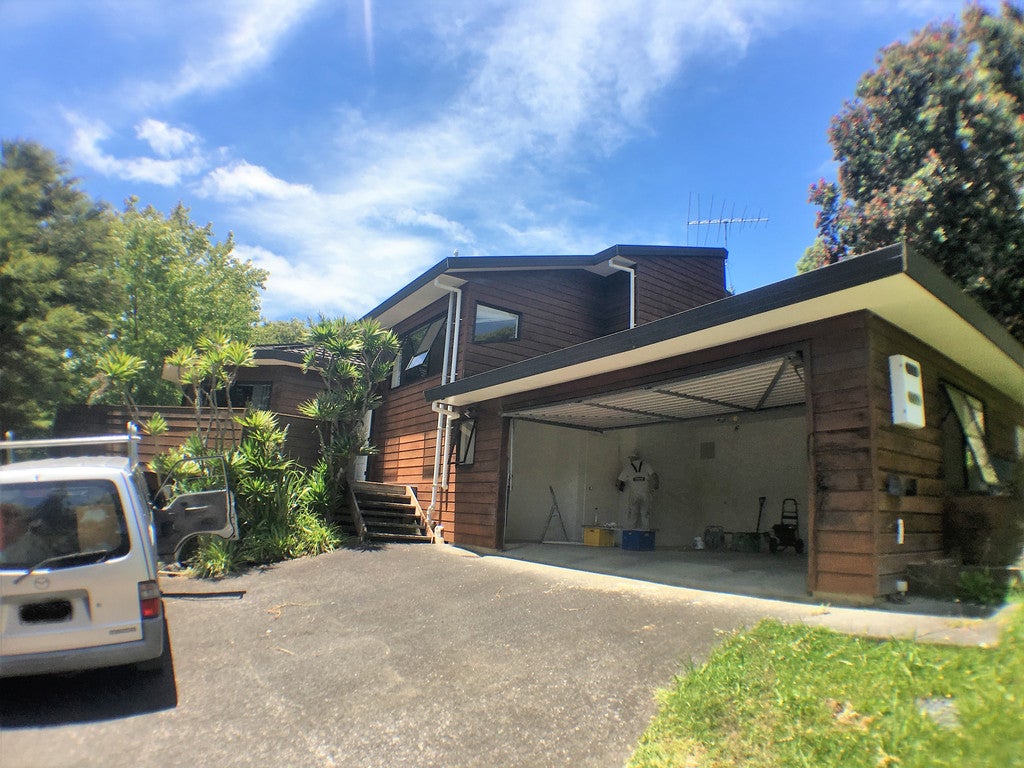 3 Dee Place, Torbay, Auckland - Carousel 1