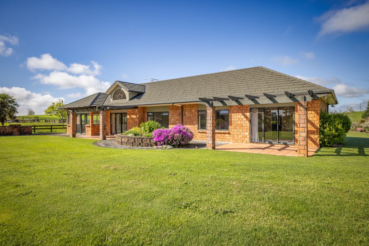 858A Pirongia Road, Pirongia, Te Awamutu - Carousel 2