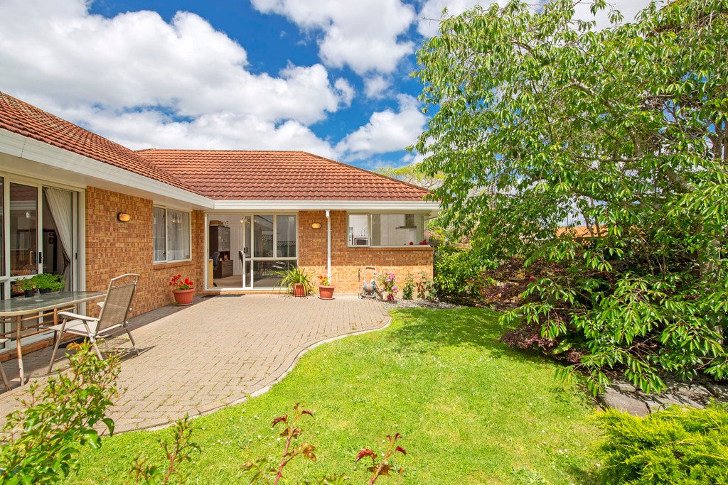 1/66 Alicia Road, Somerville, Auckland - Carousel 25