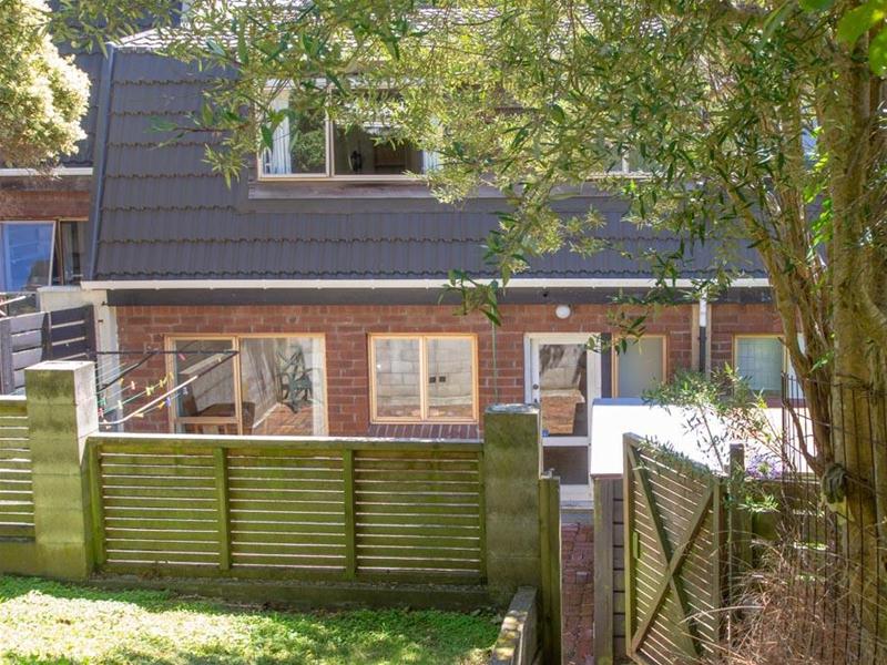 70 Churton Drive, Churton Park, Wellington - Carousel 2