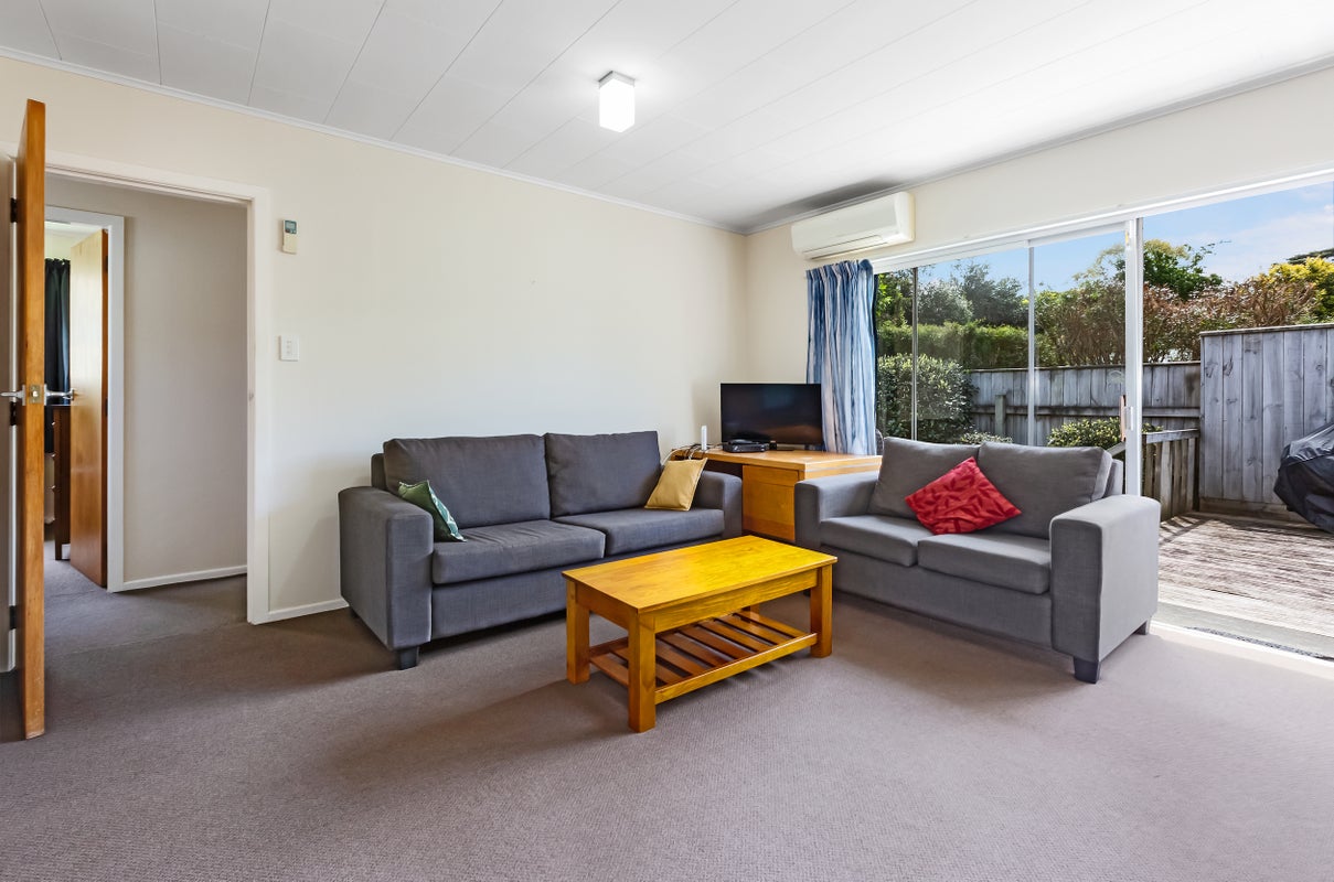 169B Newlands Road, Newlands, Wellington - Carousel 2