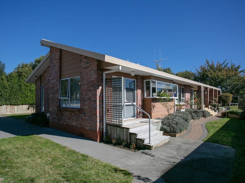 321 Shakespeare Street, Leamington, Cambridge - Carousel 2