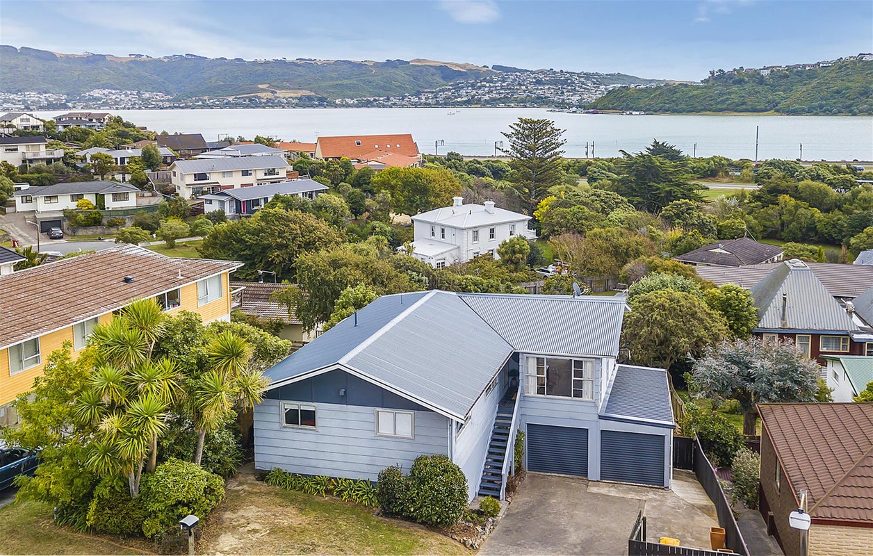 60 Tweed Road, Papakowhai, Porirua - Carousel 2