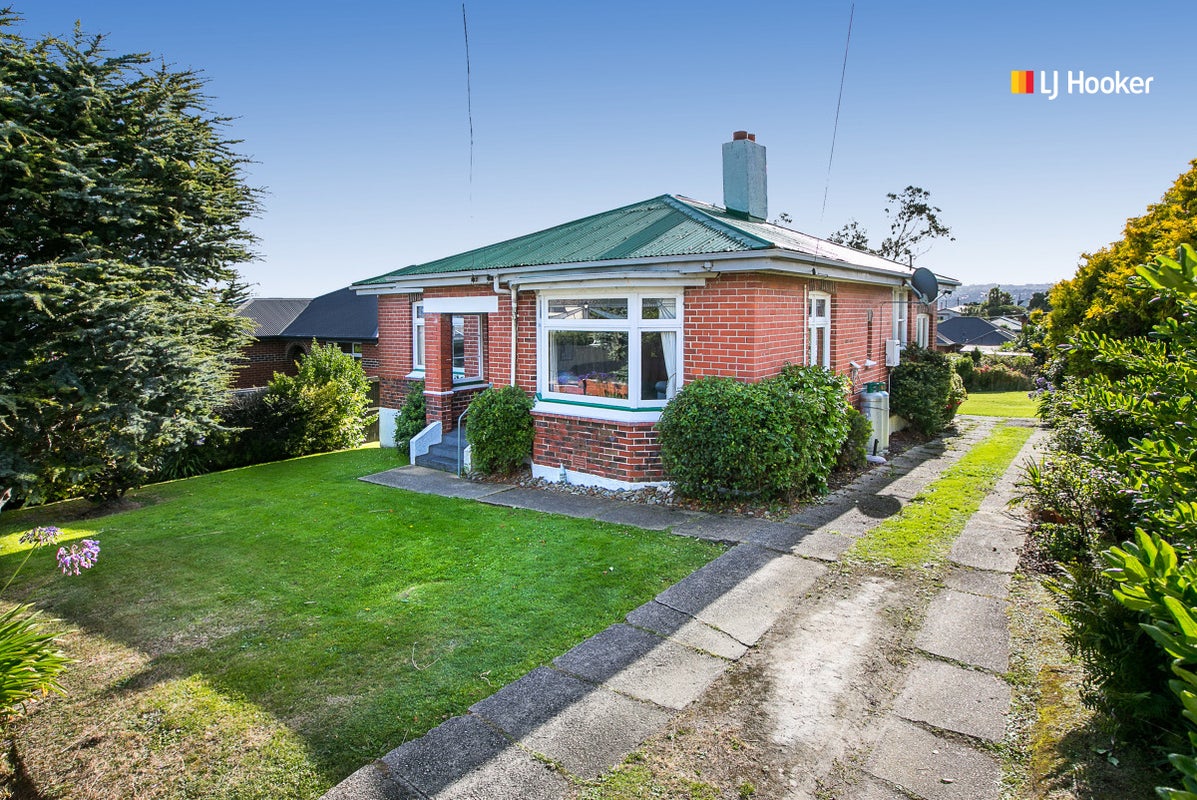 25 Stirling Street, Andersons Bay, Dunedin - Carousel 1