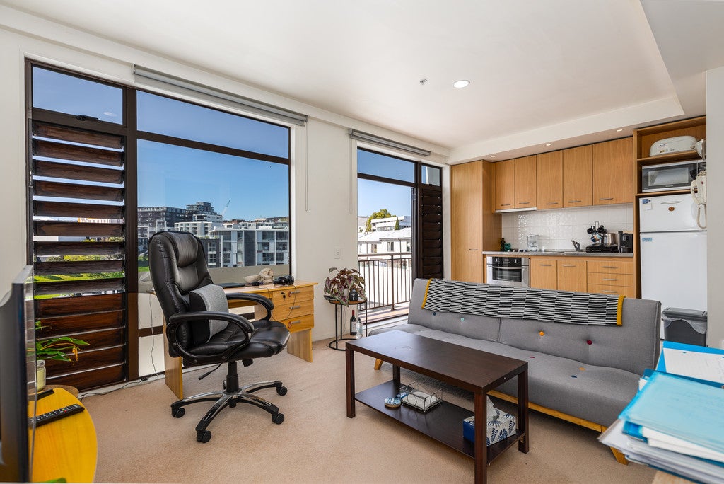 1F/9 Charlotte Street, Eden Terrace, Auckland - Carousel 1
