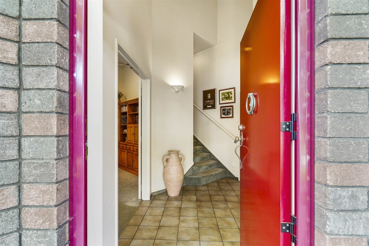 7 West Ridge Drive, Western Heights, Hamilton - Carousel 2