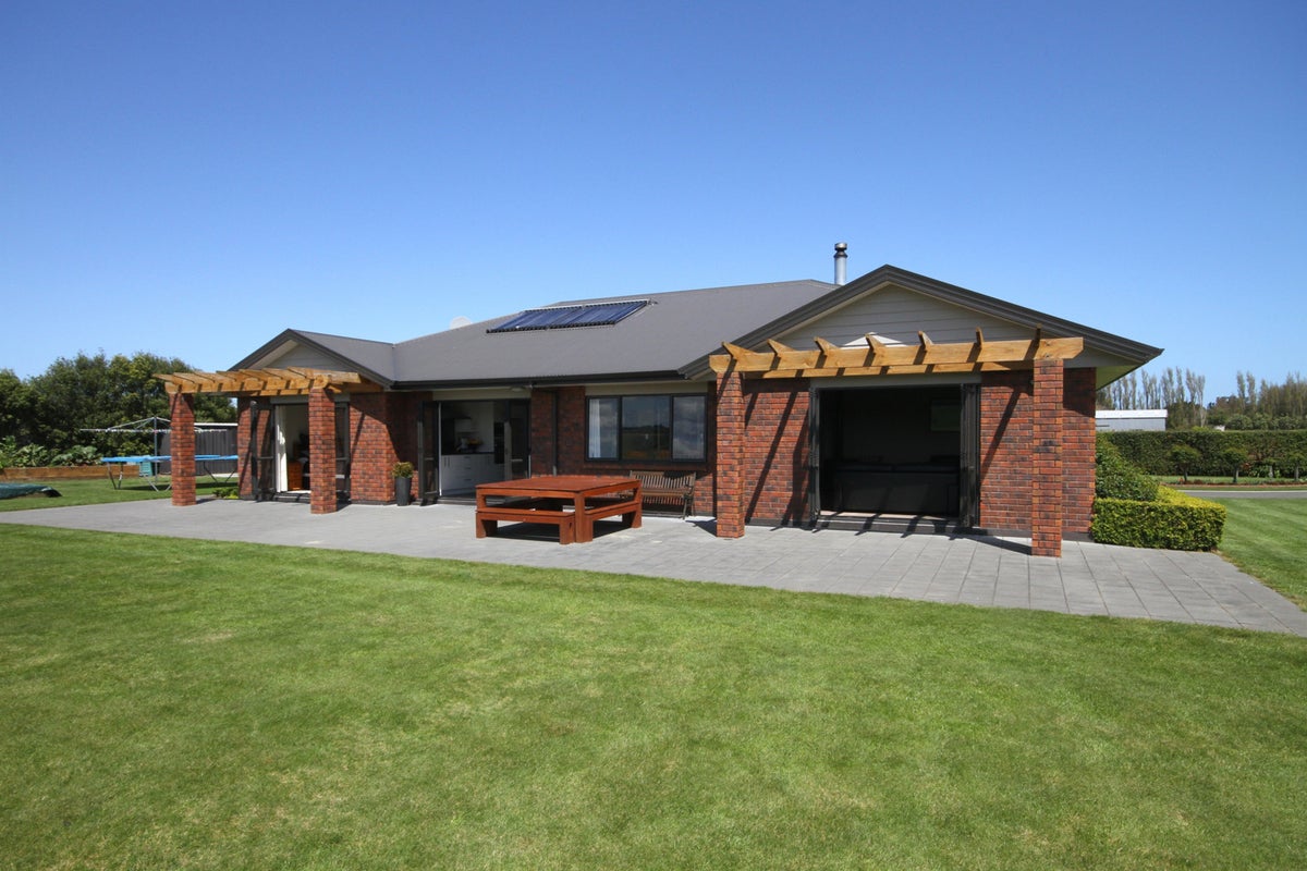 390B State Highway 3, Westmere, Whanganui - Carousel 1
