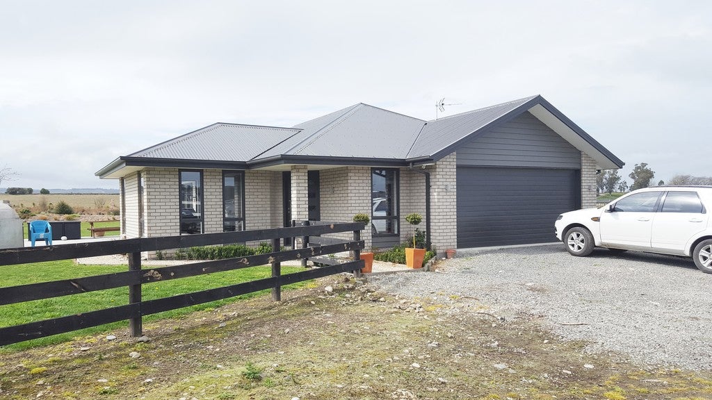 166 Swamp Road, Loburn, Loburn - Carousel 1