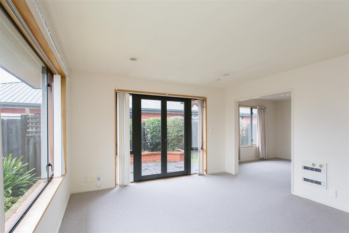 68 Gilberthorpes Road, Hei Hei, Christchurch - Carousel 2