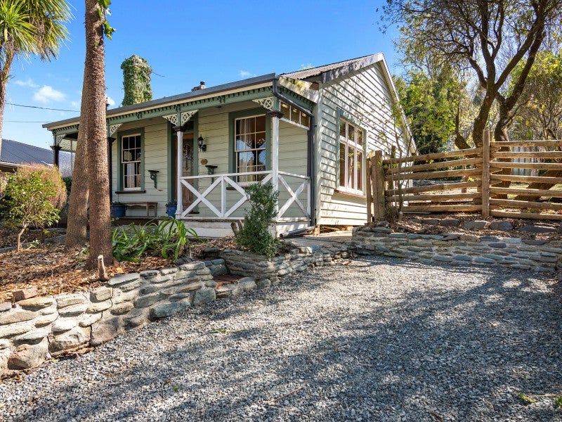 18 Hastings Street, Washington Valley, Nelson - Carousel 1