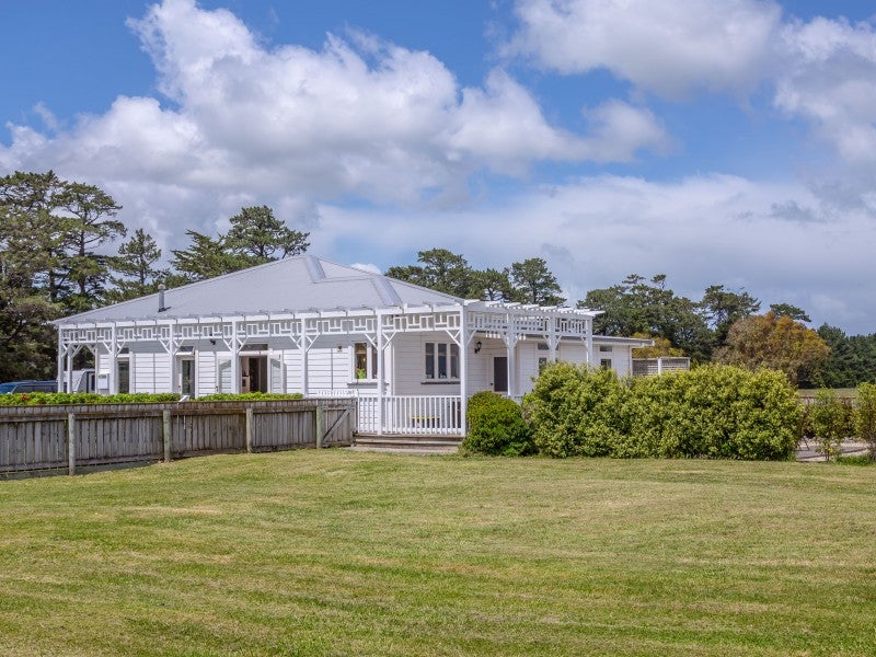 52 Camp Road, Featherston - Carousel 26