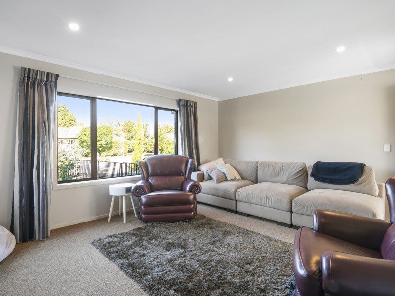2 Ernest Place, Brightwater - Carousel 2