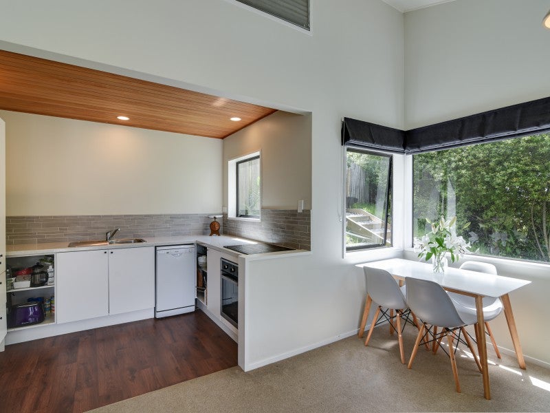 5A Wye Place, Fernhill, Queenstown - Carousel 2