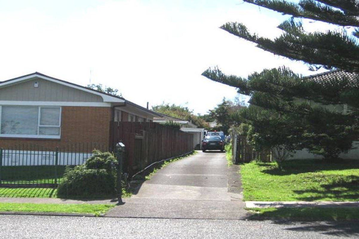 1/9 Wells Road, Bucklands Beach, Auckland - Carousel 1