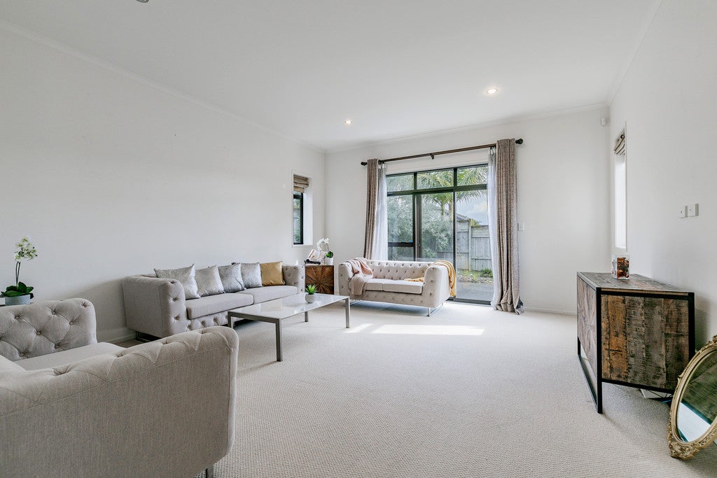 6 Andersons Road, Oteha, Auckland - Carousel 2