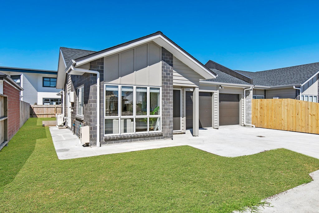 33 Matata Drive, Takanini, Auckland - Carousel 14