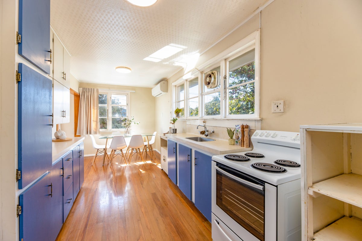 28 Britannia Street, North New Brighton, Christchurch - Carousel 2