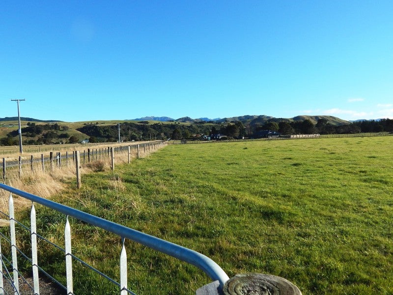 400 Wiltons Road, West Taratahi - Carousel 6