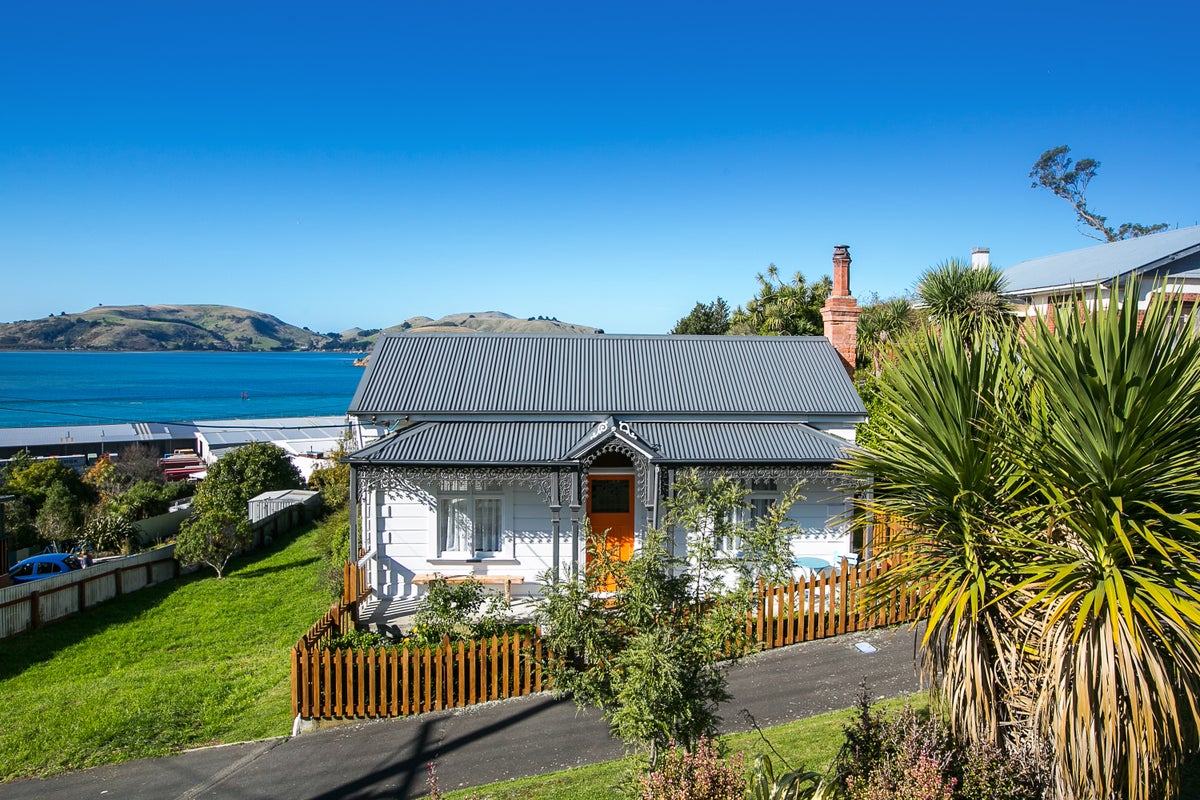 26 Constitution Street, Port Chalmers, Dunedin - Carousel 2