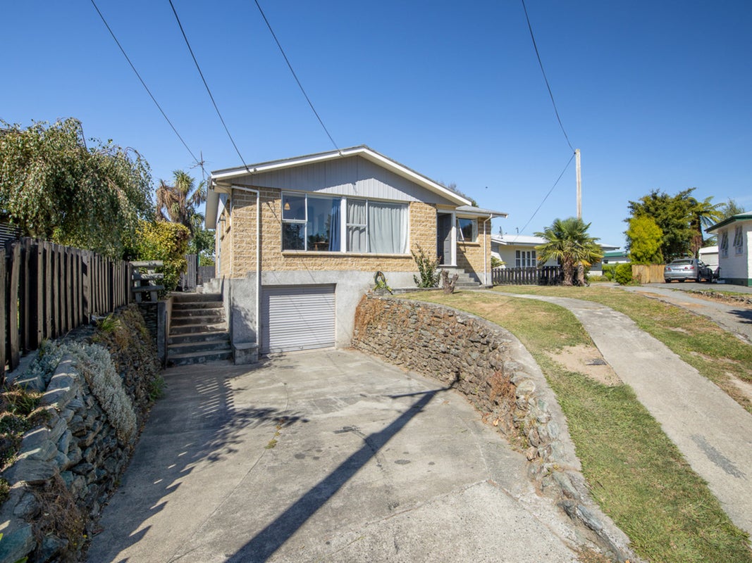 7 Collett Place, Riversdale, Blenheim - Carousel 19