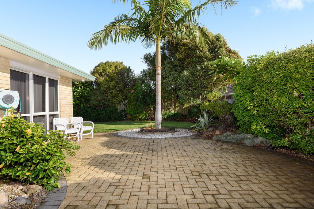 122 Gloucester Road, Mount Maunganui, Mount Maunganui - Carousel 2