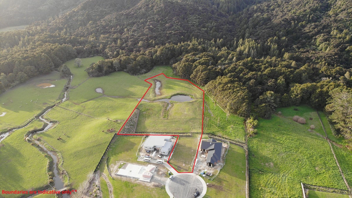 43 Vogwill Road, Kumeu - Carousel 1