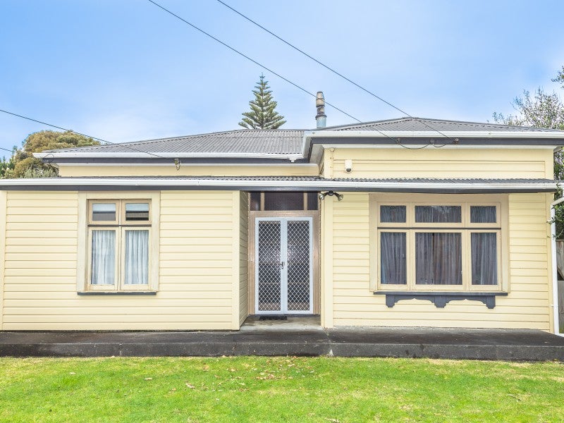 6 Titoki Street, Castlecliff, Whanganui - Carousel 1