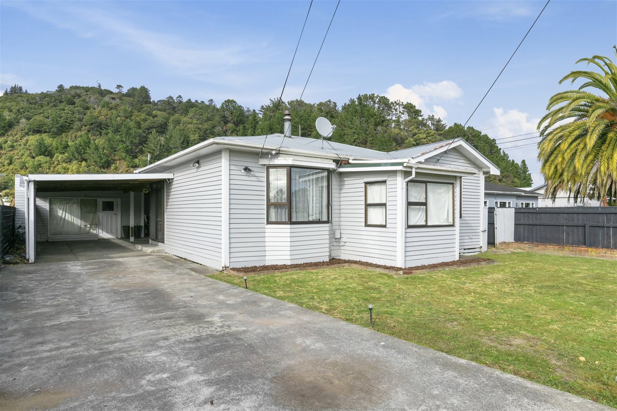 63 Wilford Street, Wallaceville, Upper Hutt - Carousel 2