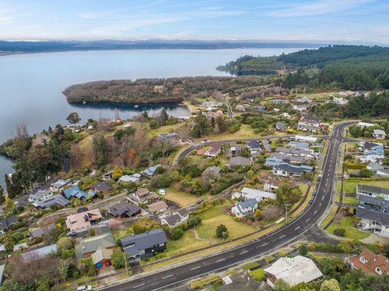 89 Wakeman Road, Acacia Bay, Taupo - Carousel 10