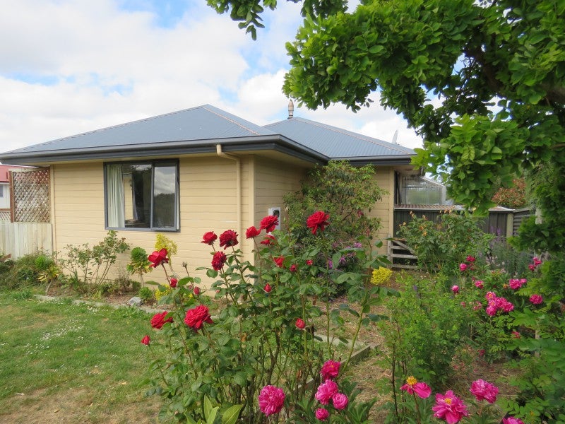 20 Gordon Street, Weston, Oamaru - Carousel 15