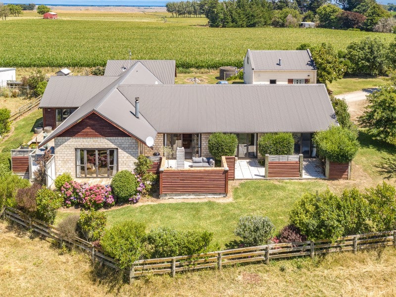 57 Harrison Road, Fordell, Whanganui - Carousel 1