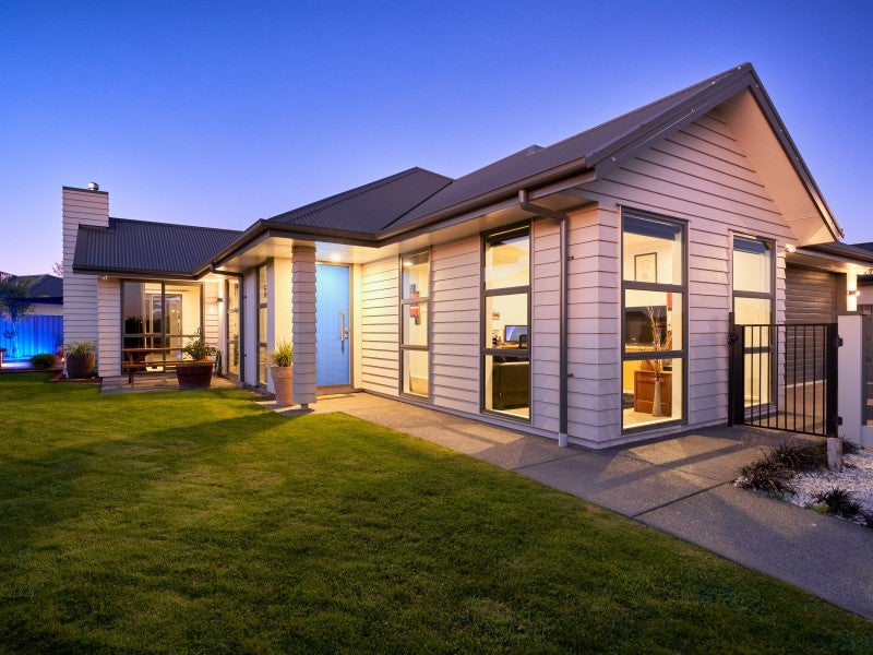 4 Wanaka Place, Poraiti, Napier - Carousel 1