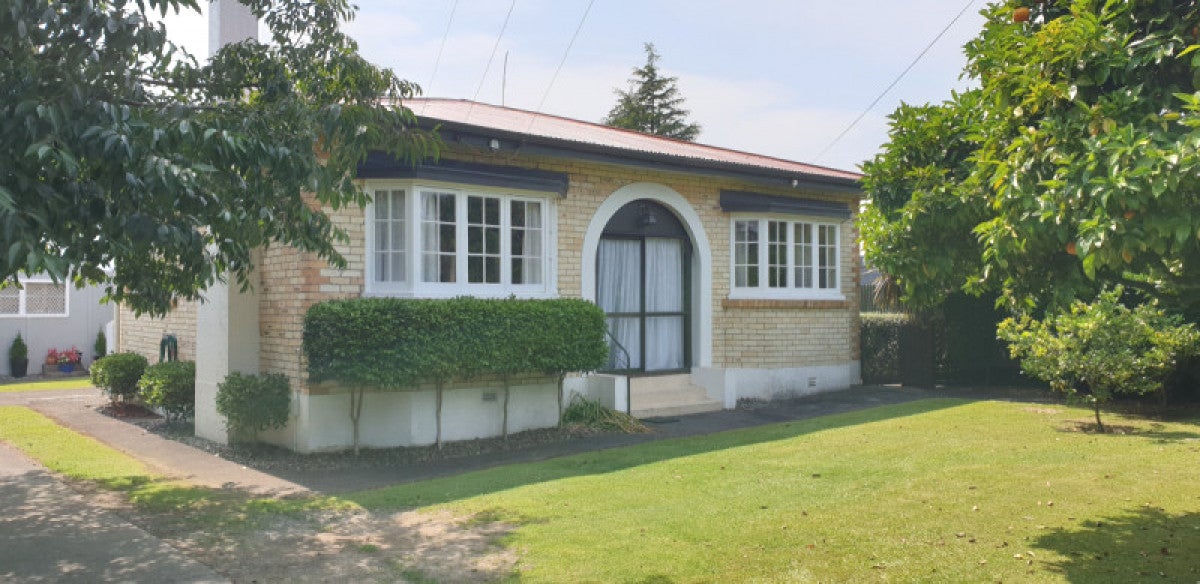 9 Lyon Street, Kihikihi, Te Awamutu - Carousel 1