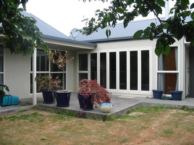 4 Adams Lane, Springlands, Blenheim - Carousel 1