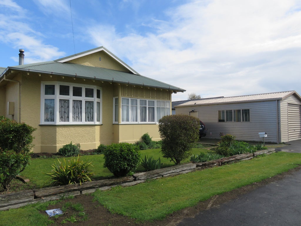 31 Hayhurst Street, Temuka - Carousel 1
