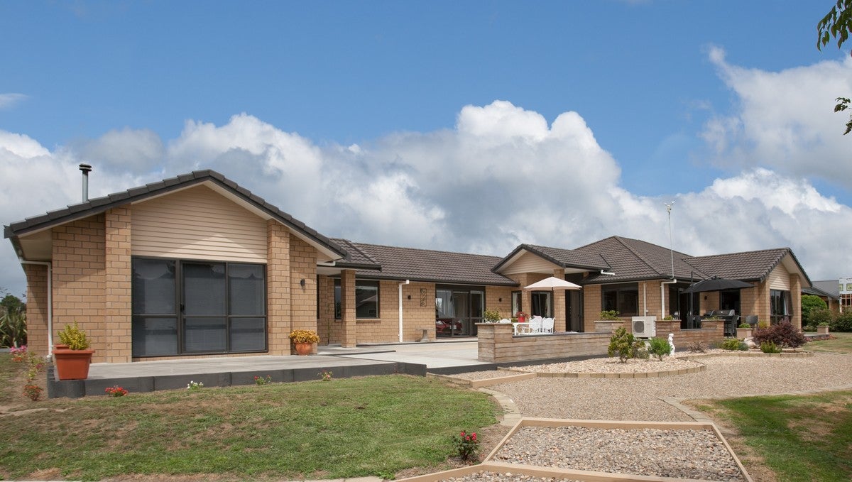 255 Inglefield Street, Pirongia, Te Awamutu - Carousel 1