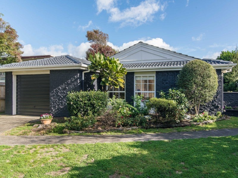 49 Callender Terrace, Paraparaumu Beach, Paraparaumu - Carousel 1