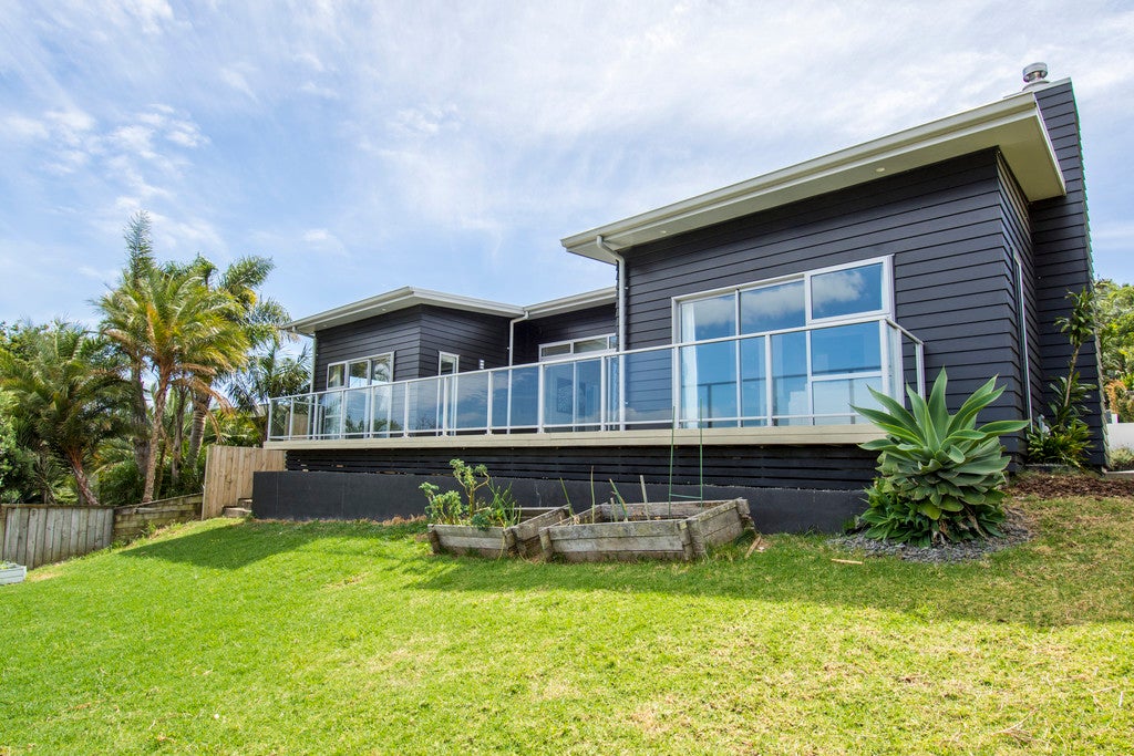 33 Siemonek Rise, Bethlehem, Tauranga - Carousel 2