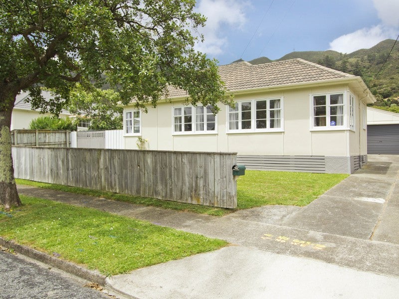 1 Newcombe Street, Naenae, Lower Hutt - Carousel 1