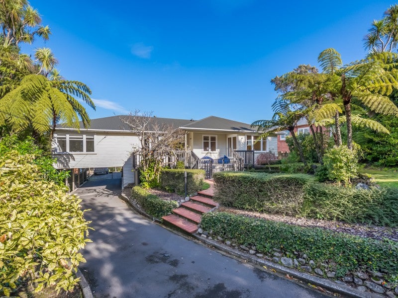 35 Belmont Terrace, Belmont, Lower Hutt - Carousel 21