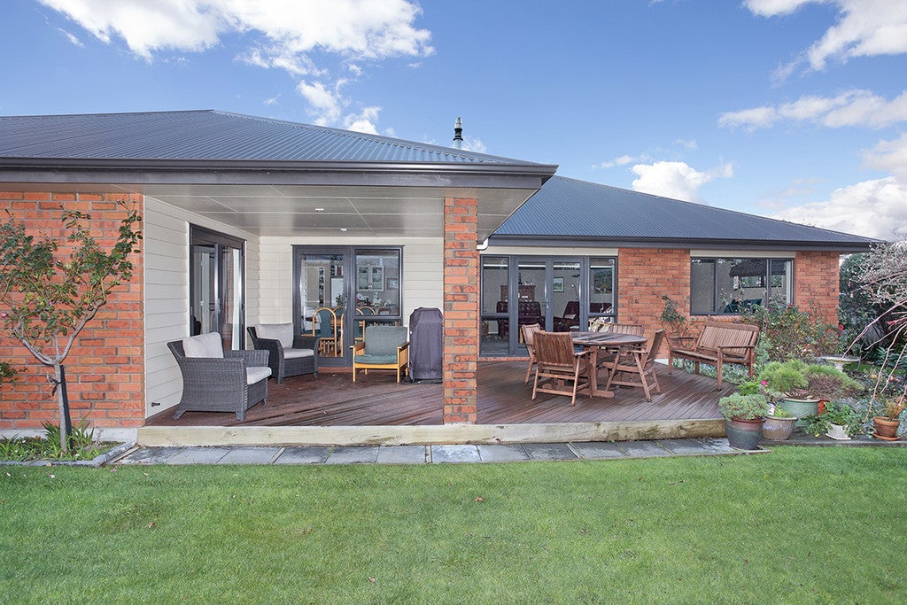 148 Kelvin Grove Road, Kelvin Grove, Palmerston North - Carousel 1